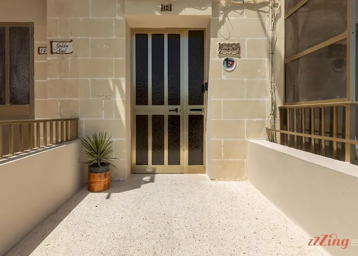 Apartament Mediterranean Living Right By The